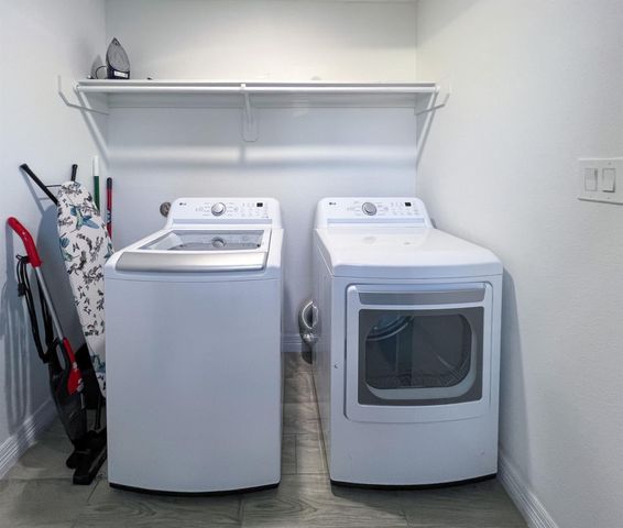 3407 Sakowitz Street A-B, Houston, TX 77026