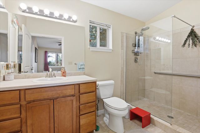 23612 N Hatch Rd, Colbert, WA 99005