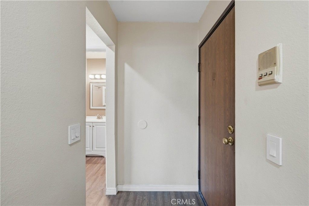 20234 Cantara, Winnetka, CA 91306 — photo 4