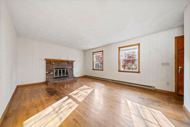 10 Upton Rd, Yarmouth, MA 02664