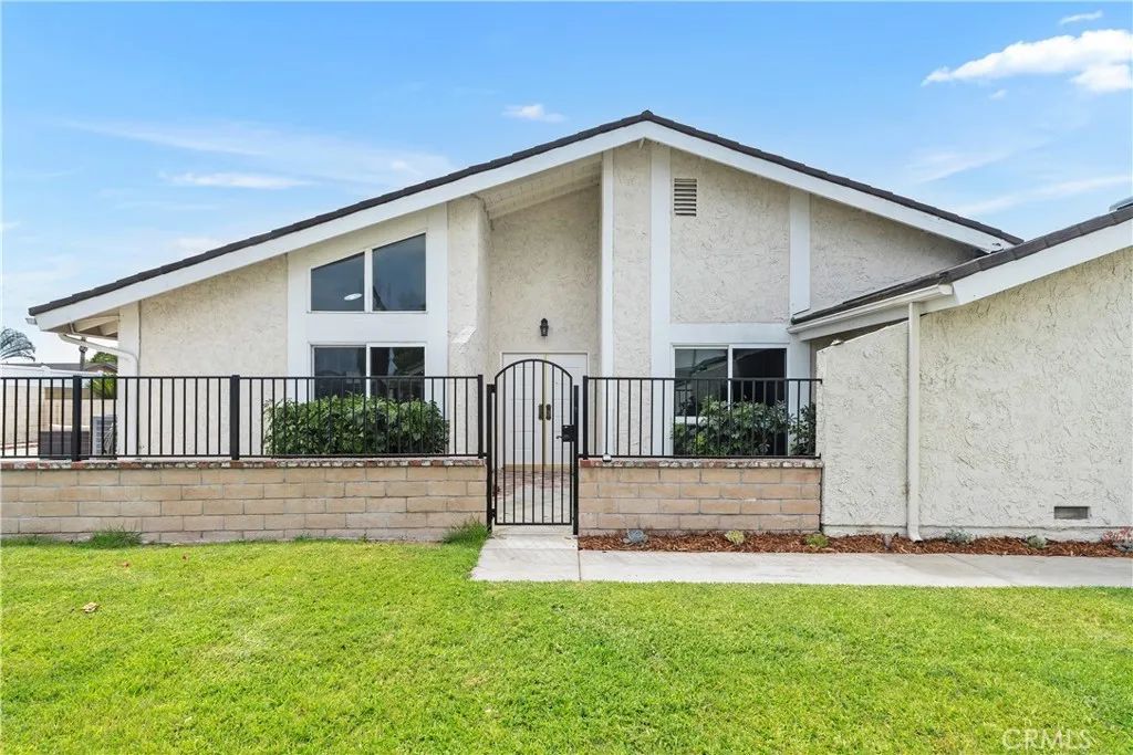 5171 Blackpool Road, Westminster, CA 92683