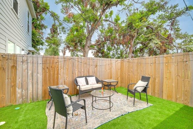 4706 Market Street, Houston, TX 77020
