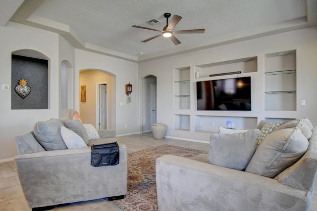 3100 Walsh Loop SE, Rio Rancho, NM 87124