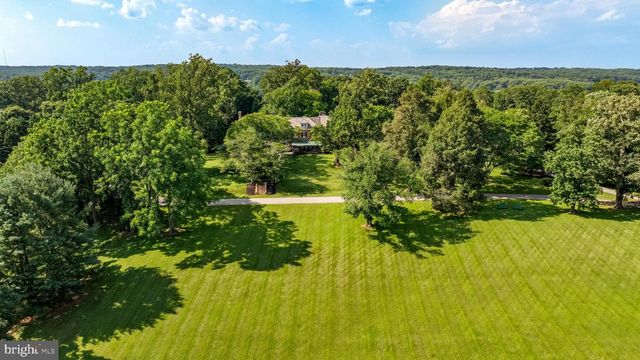 12 MERRY HILL CT, Pikesville, MD 21208