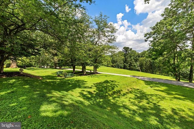 12 MERRY HILL CT, Pikesville, MD 21208