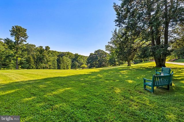 12 MERRY HILL CT, Pikesville, MD 21208