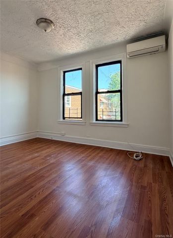 1840 Bronxdale Avenue APT 3, Bronx, NY 10462