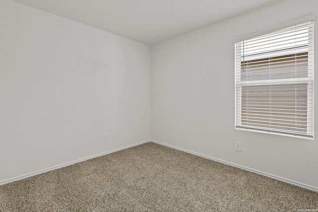 16039 Mahogany Way, Elmendorf, TX 78112