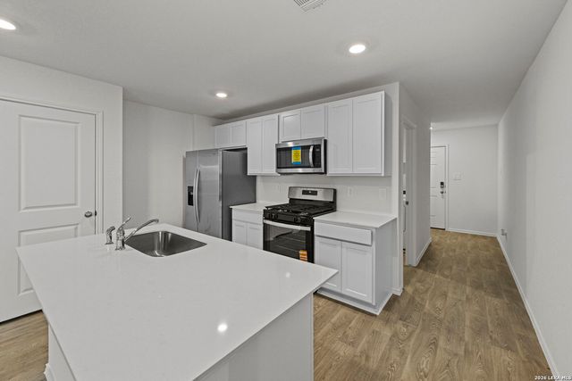 16039 Mahogany Way, Elmendorf, TX 78112
