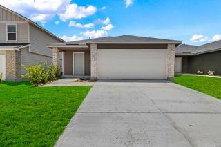 16039 Mahogany Way, Elmendorf, TX 78112