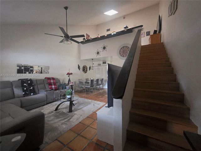 4865 SW 64th Way, Davie, FL 33314