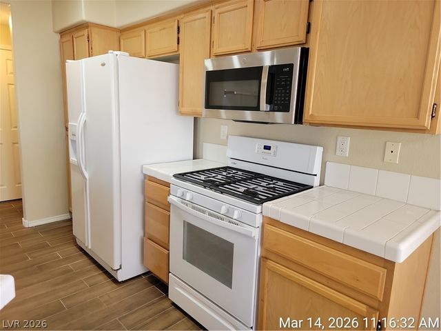 1050 East Cactus Avenue 2099, Las Vegas, NV 89183