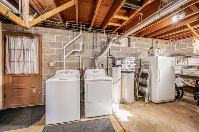 48050 Old River Bluff Road, Saint Peter, MN 56082
