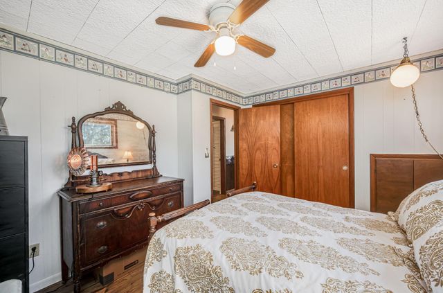 48050 Old River Bluff Road, Saint Peter, MN 56082