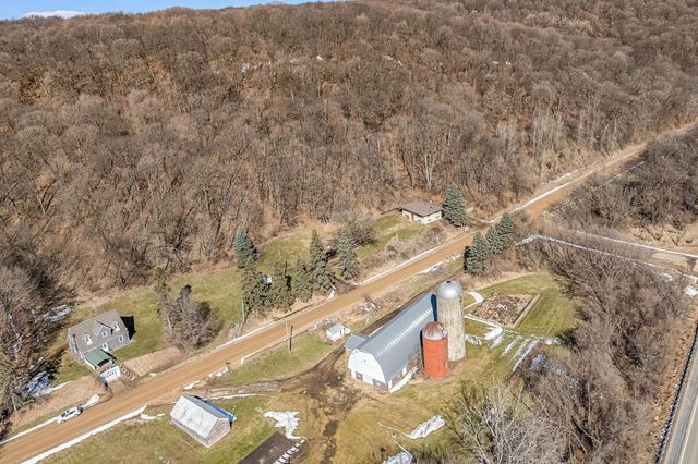 48050 Old River Bluff Road, Saint Peter, MN 56082