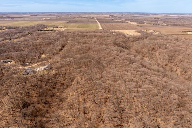 48050 Old River Bluff Road, Saint Peter, MN 56082