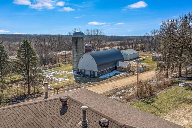 48050 Old River Bluff Road, Saint Peter, MN 56082