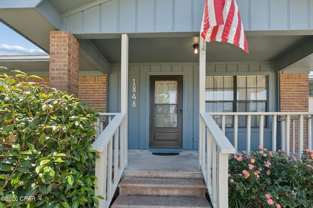 1848 Airport Circle, Panama City, FL 32405