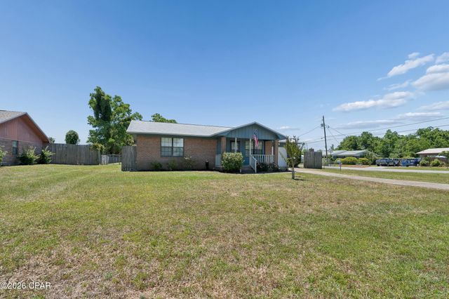 1848 Airport Circle, Panama City, FL 32405