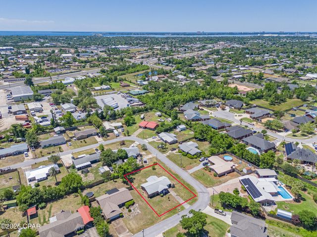 1848 Airport Circle, Panama City, FL 32405