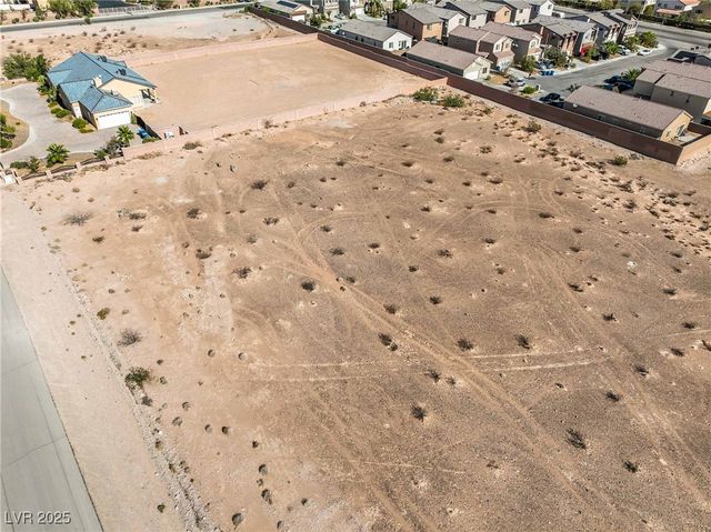 Raven, Las Vegas, NV 89139