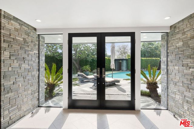 3035 Lake Glen Drive, Beverly Hills, CA 90210