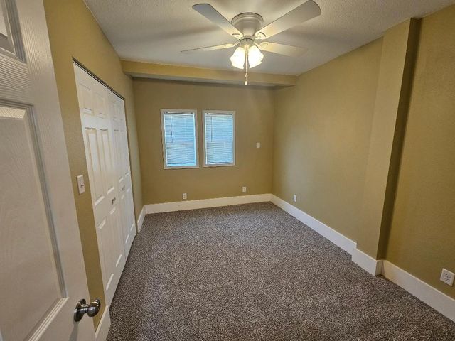807 5th Avenue, Belle Plaine, IA 52208