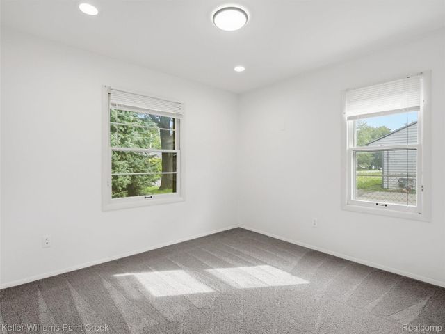 2908 Edna Jane Drive, Auburn Hills, MI 48326