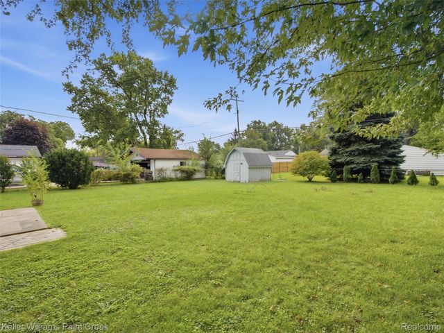 2908 Edna Jane Drive, Auburn Hills, MI 48326