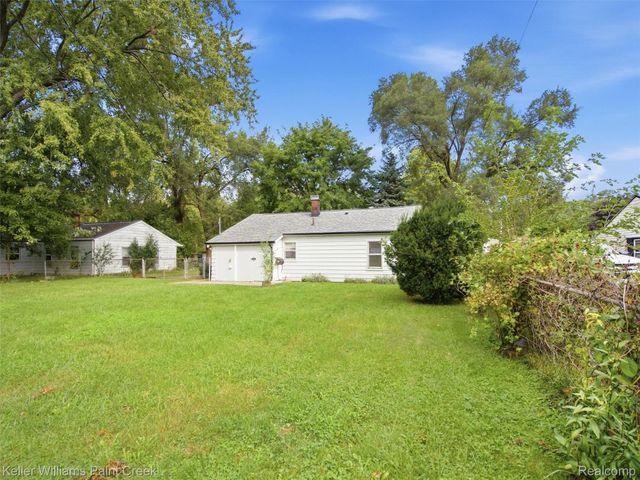2908 Edna Jane Drive, Auburn Hills, MI 48326