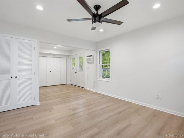 2908 Edna Jane Drive, Auburn Hills, MI 48326