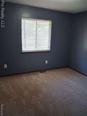 2219 Lakeview Avenue, Ypsilanti, MI 48198