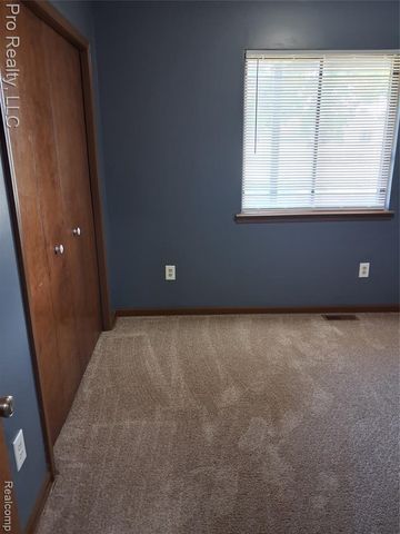 2219 Lakeview Avenue, Ypsilanti, MI 48198