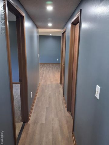 2219 Lakeview Avenue, Ypsilanti, MI 48198