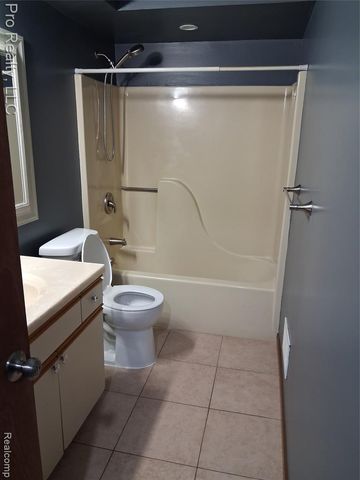 2219 Lakeview Avenue, Ypsilanti, MI 48198