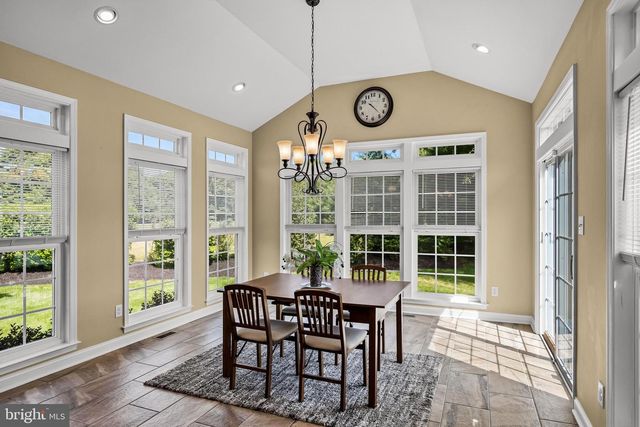 11 TAFT CT, Hainesport, NJ 08036