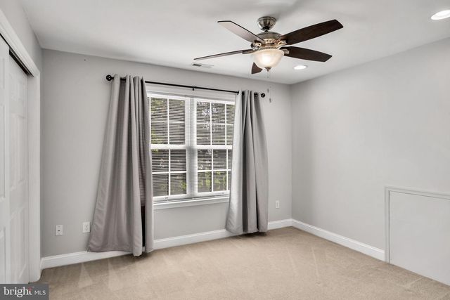 11 TAFT CT, Hainesport, NJ 08036