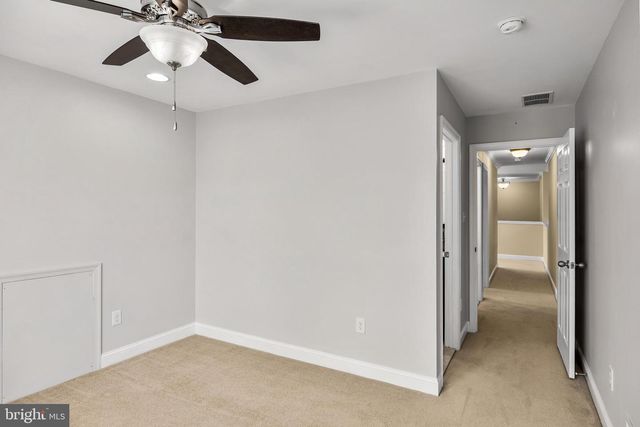 11 TAFT CT, Hainesport, NJ 08036
