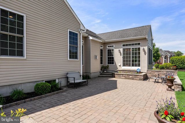 11 TAFT CT, Hainesport, NJ 08036