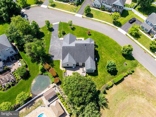 11 TAFT CT, Hainesport, NJ 08036