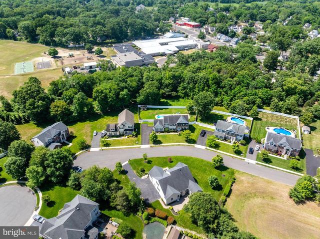 11 TAFT CT, Hainesport, NJ 08036