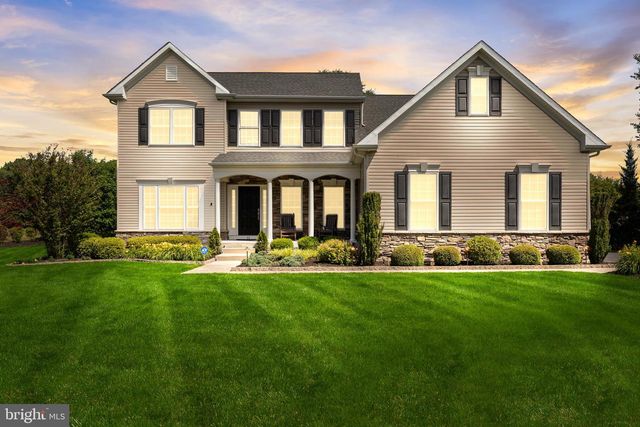 11 TAFT CT, Hainesport, NJ 08036