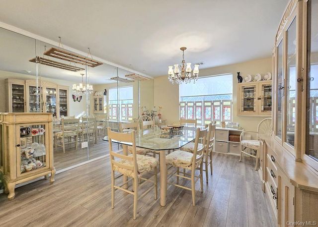 331 Clubhouse Court, Coram, NY 11727