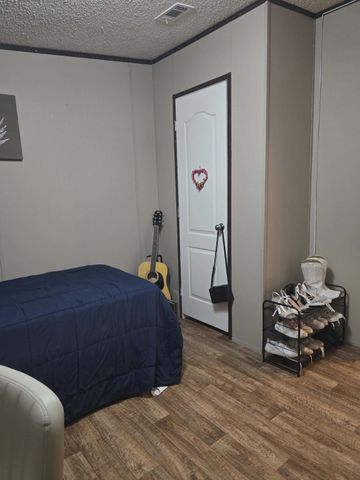 1381 Hackleman Road, Whitesboro, TX 76273