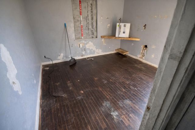 1727 N Nursery Road, Irving, TX 75061