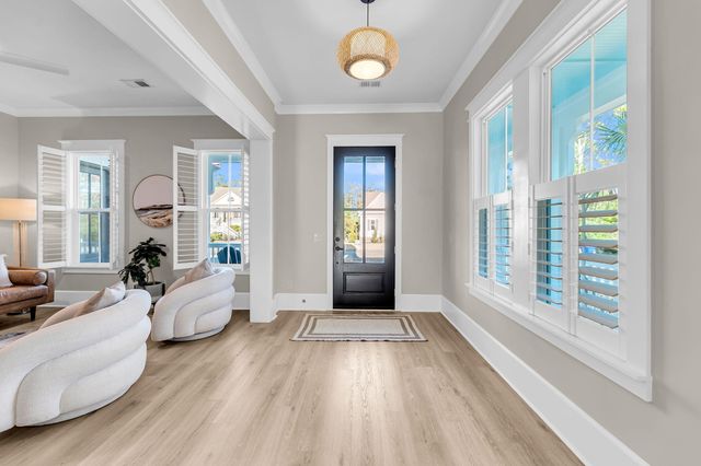 3555 Holmgren Street, Mount Pleasant, SC 29466