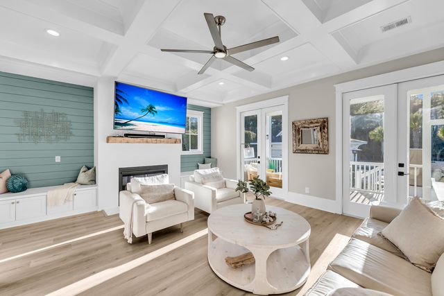 3555 Holmgren Street, Mount Pleasant, SC 29466