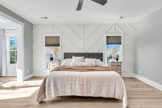 3555 Holmgren Street, Mount Pleasant, SC 29466