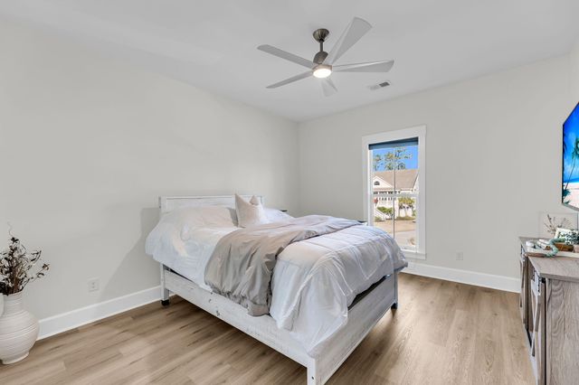 3555 Holmgren Street, Mount Pleasant, SC 29466