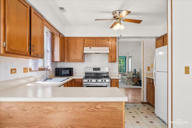 63 Jericho Lane 63, Batavia, IL 60510